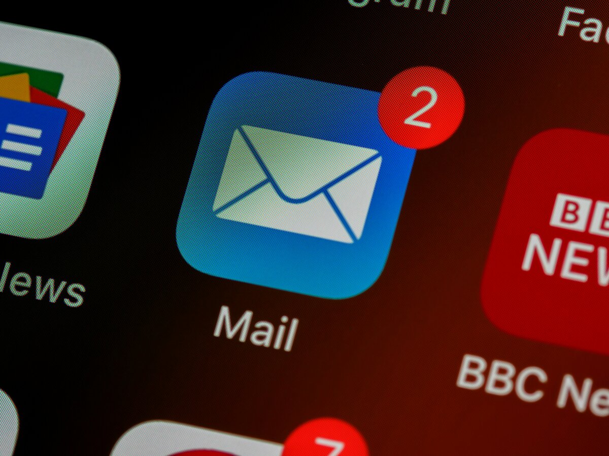 Cloudflare Email Routing
